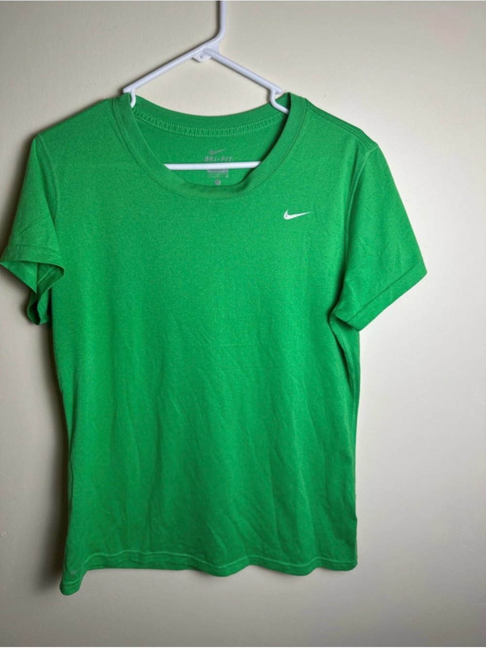 Women’s Nike Dri-Fit Shirt Size Large